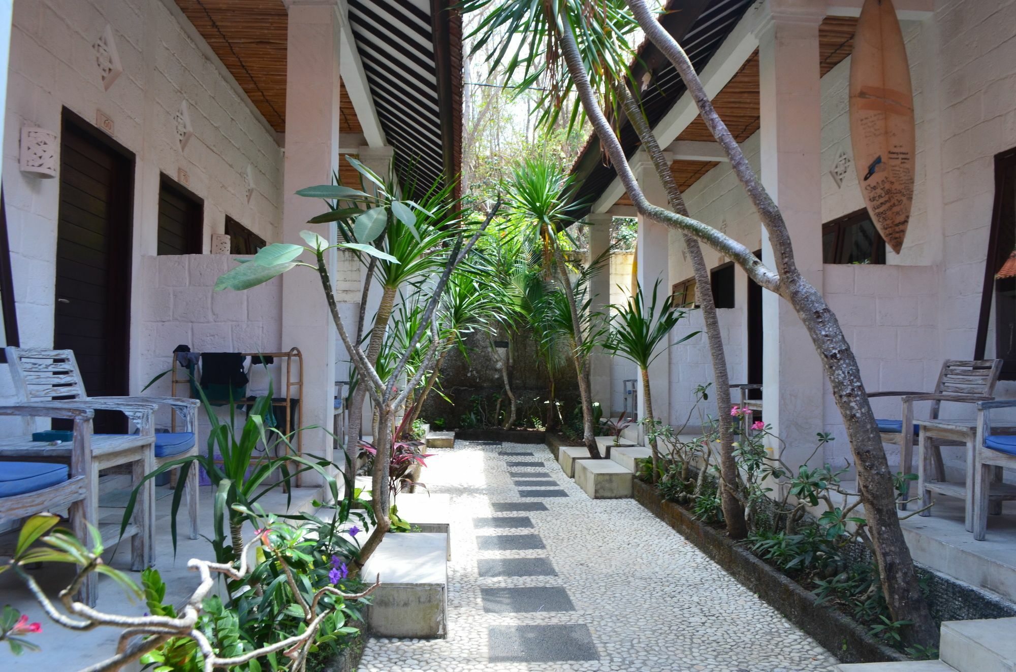 Padang Padang Breeze Hotel Uluwatu Exterior foto